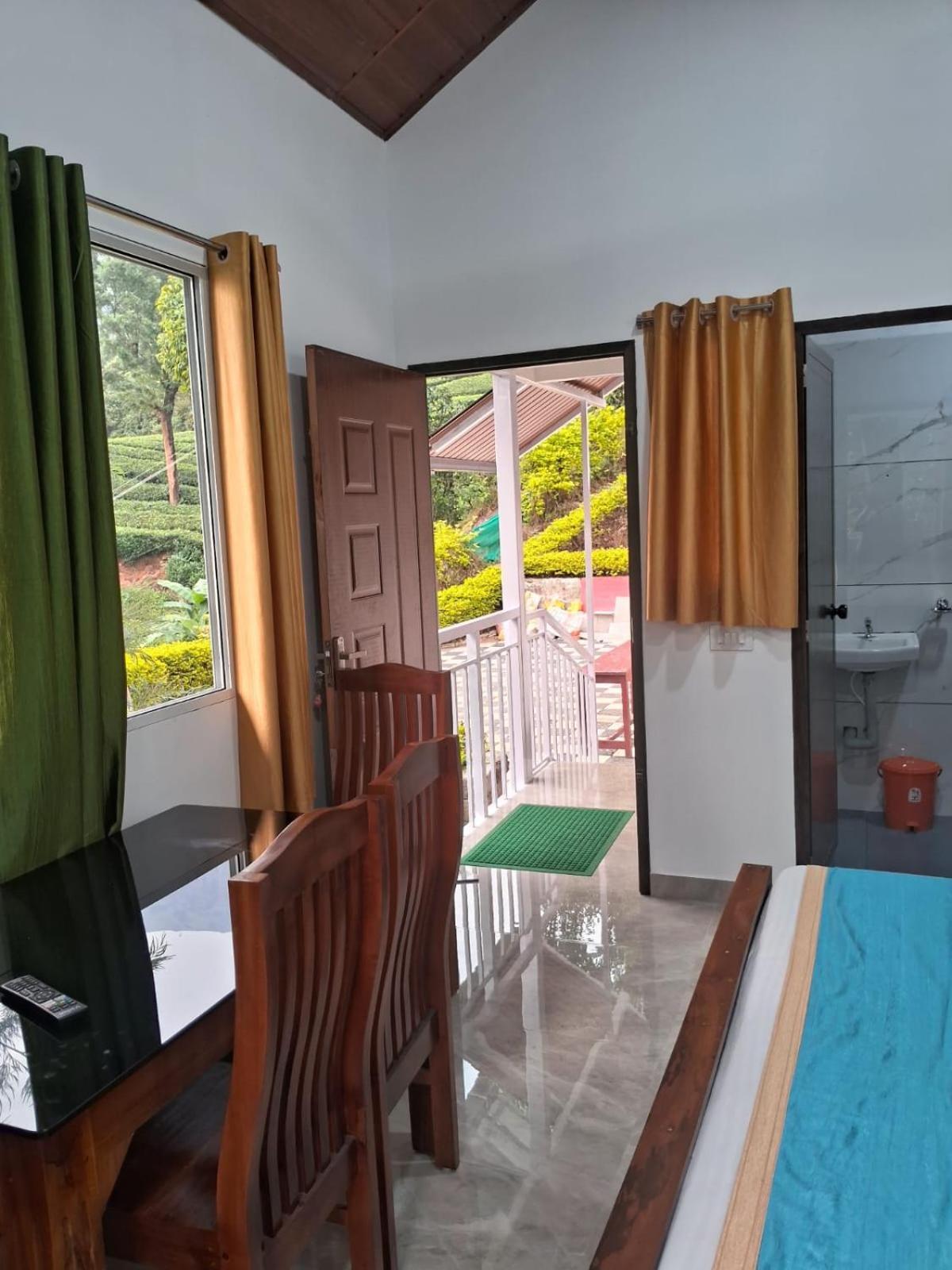 Blackcherry Munnar Exterior photo